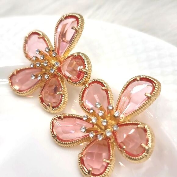 New 18k ANTHROPOLOGIE FLORAL TAPESTRY crystal glass flower earrings - Picture 5 of 11